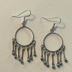 💯 Authentic Indigenous made Turquoise and Sterling Silver dangle earrings